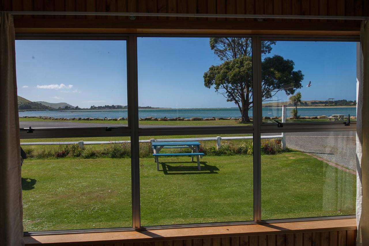 Pounawea Waterfront Motels エクステリア 写真