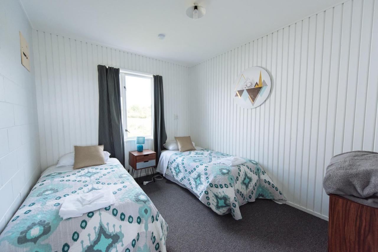 Pounawea Waterfront Motels エクステリア 写真