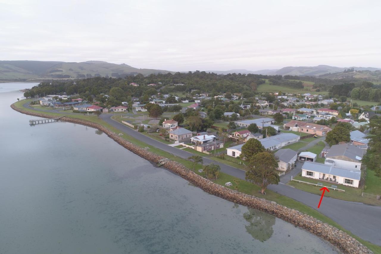 Pounawea Waterfront Motels エクステリア 写真